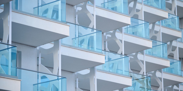 Puertas y Ventanas Seguridad de Aluminio / PVC en Santa Coloma de Gramenet · Balconeras
