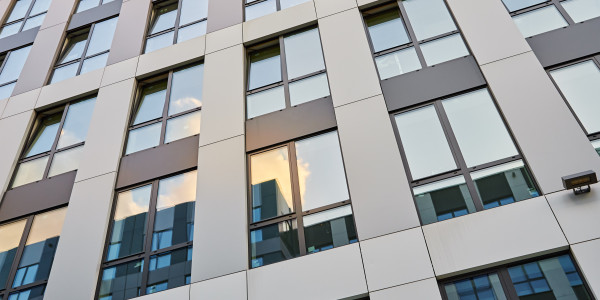 Puertas y Ventanas Insonorizadas de Aluminio / PVC en Santa Coloma de Gramenet · Doble o Triple Vidrio
